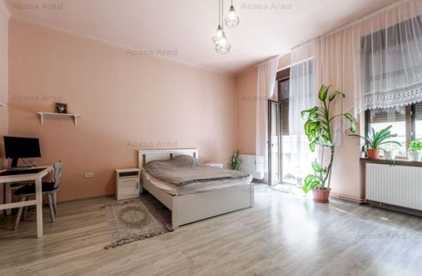 Oportunitate! Apartament spațios 3 camere - în Inima Aradului