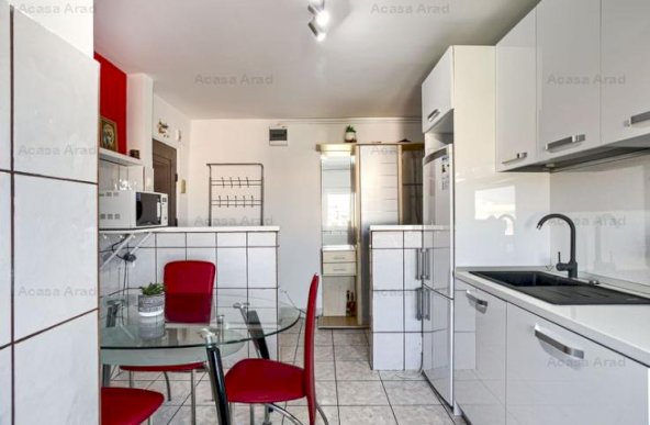 Apartament micălaca 2 camere etaj 4 cu 2 locuri parcare