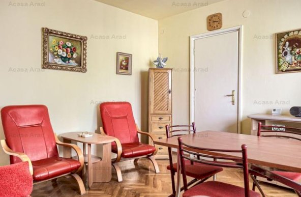 VANDUT! Apartament cu 2 camere etaj 2- Comision 0%