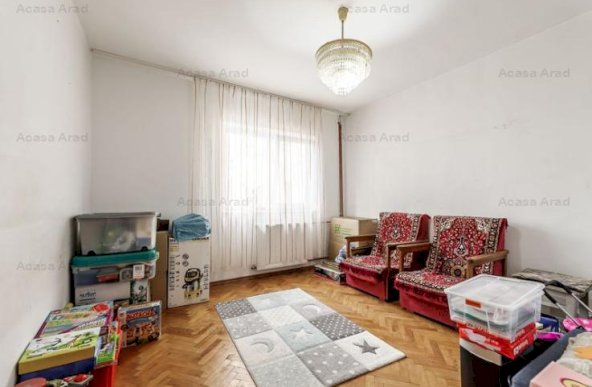 REZERVAT! Apartament, 3 camere, 2 băi,  Etajul 2 în Micalaca,