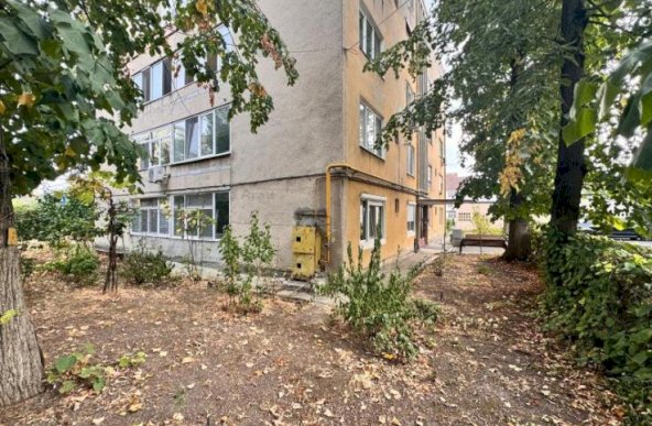 De vânzare apartament 2 camere Podgoria