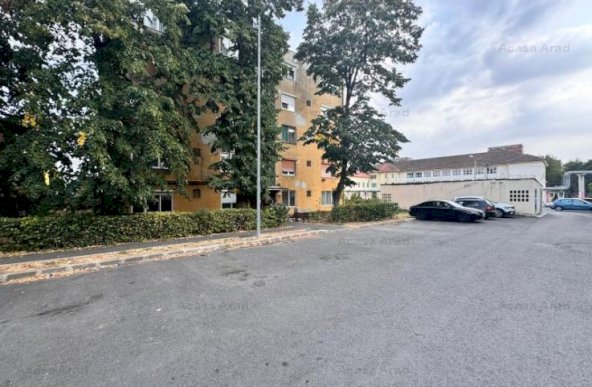 De vânzare apartament 2 camere Podgoria