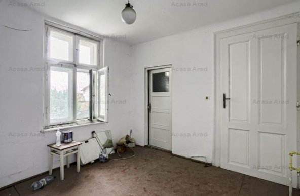 Apartament central cu potential multiplu