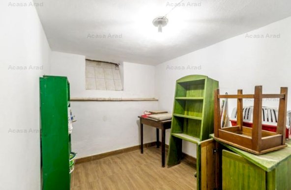 Apartament la parter, liniște și confort în centrul Aradului.