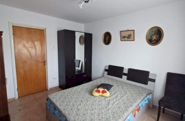 Apartament 4 camere in bloc anvelopat langa metrou Gorjului, Militari