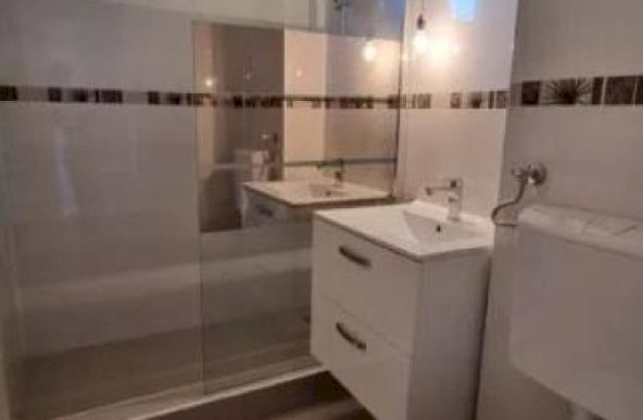 Apartament 2 camere renovat, Favorit, Drumul Taberei