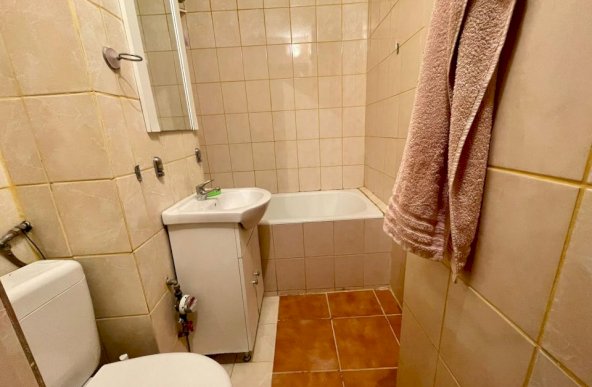 Apartament 2 camere in bloc anvelopat, zona Lujerului, Militari