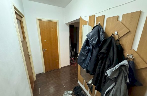 Apartament 3 camere in bloc reabilitat, bucla Drumul Taberei