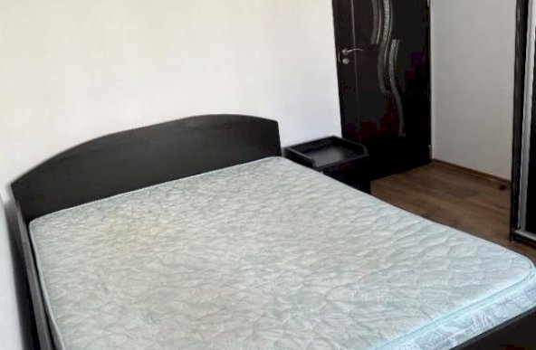 Apartament 2 camere bloc 1984 centrala Dristor / Parc IOR