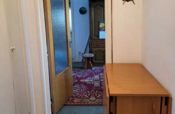 Apartament cu 3 camere