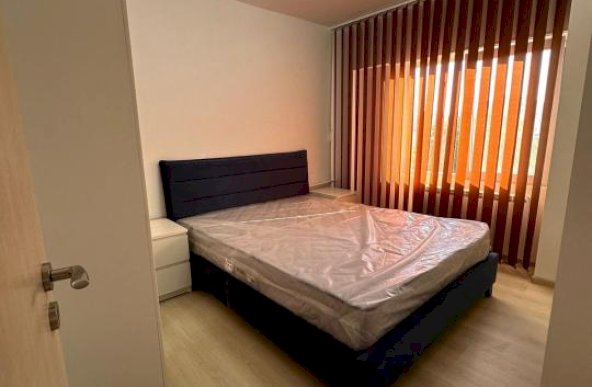 Apartament 4 camere cu centrala proprie in zona Lujerului, Militari