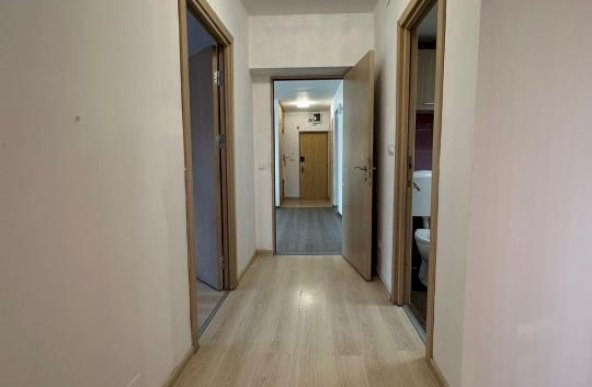 Apartament 4 camere cu centrala proprie in zona Lujerului, Militari