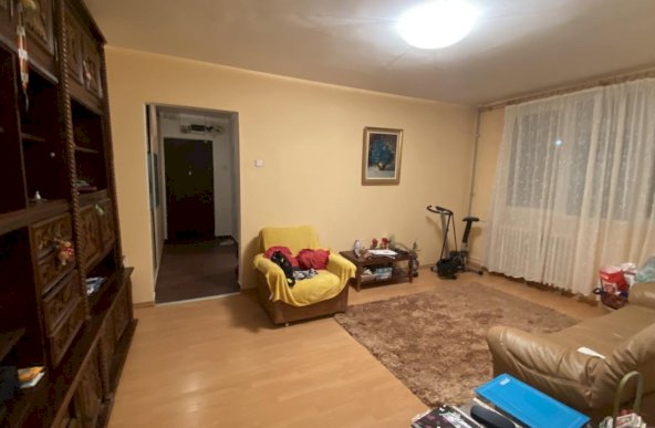 Apartament 3 camere in bloc 1978 langa Parcul Drumul Taberei