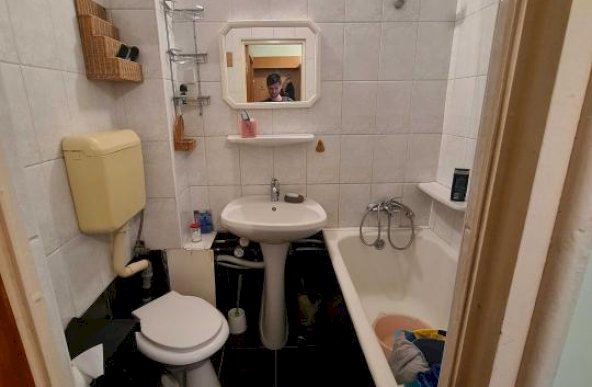 Apartament cu 2 camere, in  zona P-ta Resita, Luica