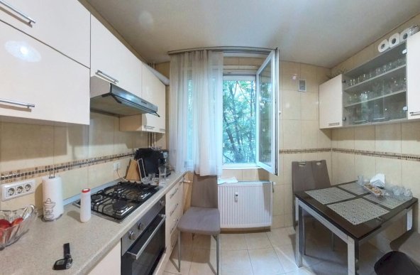 Apartament cu 4 camere renovat Lidl Drumul Gazarului, Berceni