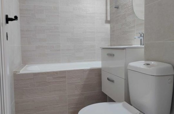 Apartament 3 camere renovat in bloc reabiltiat, Favorit, Drumul Taberei