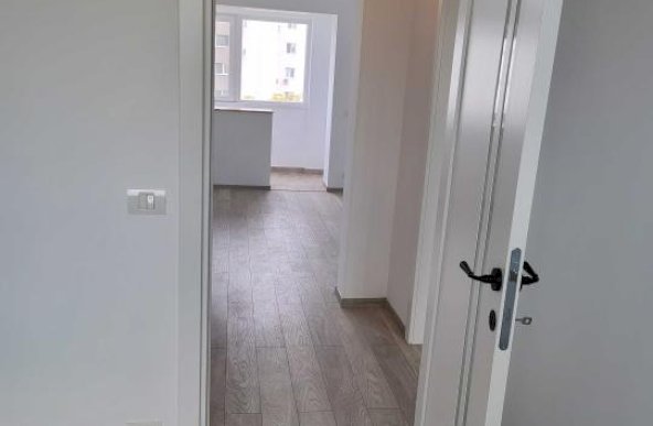 Apartament 3 camere renovat in bloc reabiltiat, Favorit, Drumul Taberei