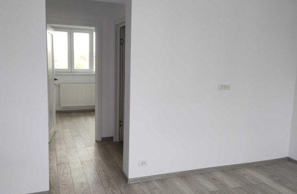 Apartament 3 camere renovat in bloc reabiltiat, Favorit, Drumul Taberei