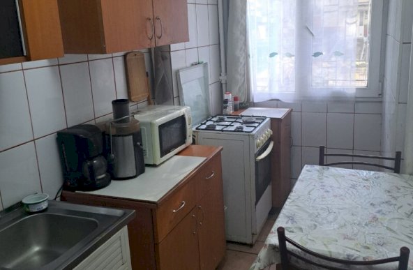 Apartament 2 camere de vanzare str. Semenic, Brancoveanu