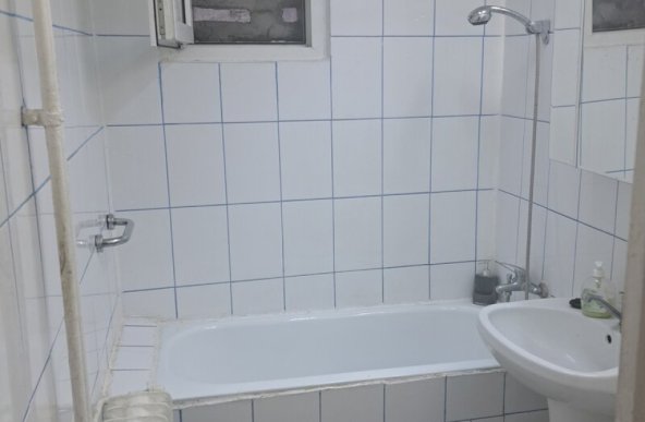 Apartament 2 camere de vanzare str. Semenic, Brancoveanu