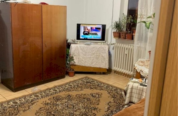 Apartament 2 camere, Huedin, Resita