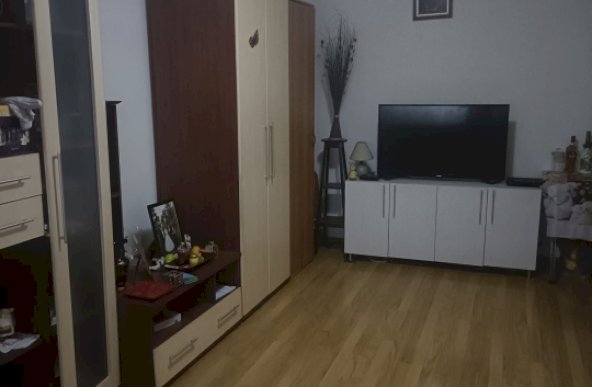 Apartament 2 camere in bloc 1980 langa Piata Gorjului, Militari