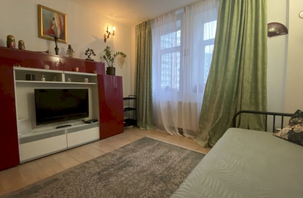 Apartament 2 camere cu centrala proprie in zona Titulescu