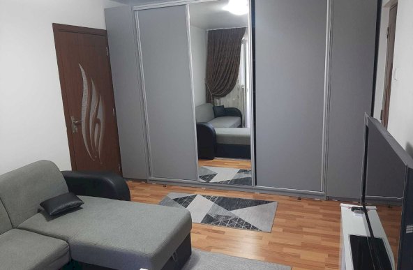 Apartament 2 camere închiriere Drumul Taberei (Lângă frigocom)