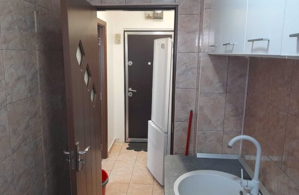 Apartament 2 camere închiriere Drumul Taberei (Lângă frigocom)