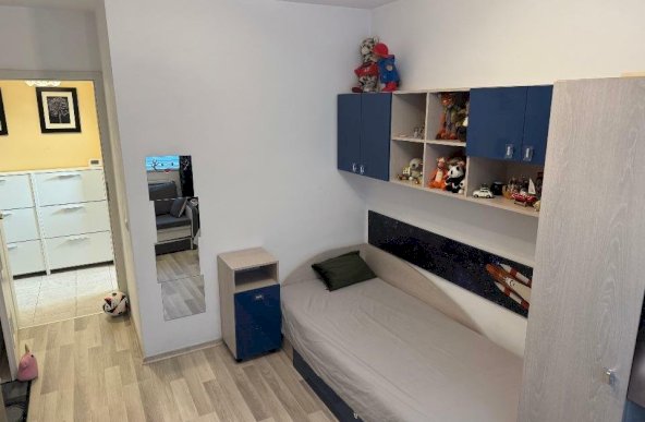 Apartament 3 camere inchiriere Aparatori Patriei