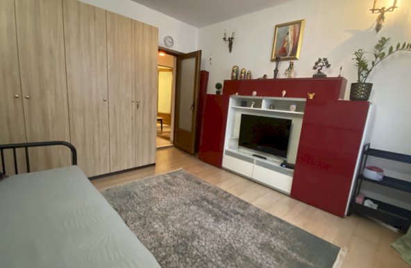 Apartament 2 camere cu centrala proprie in zona Titulescu