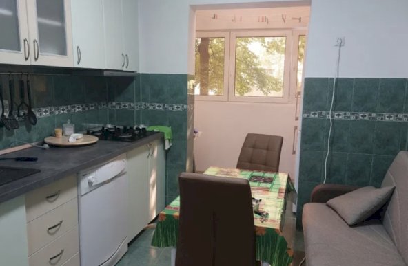 Apartament 2 camere renovat 1983 Bd Chisinau / Diham / Stadion National