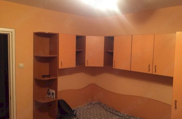 Apartament 3 camere de închiriat Militari Gorjului