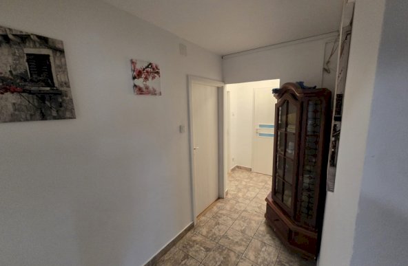 Apartament 4 camere, Izvorul Muresului, Brancoveanu