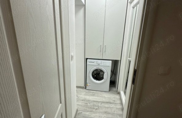 Apartament 3 camere de închiriat Drumul taberei lângă gura de metrou Râul Doamnei