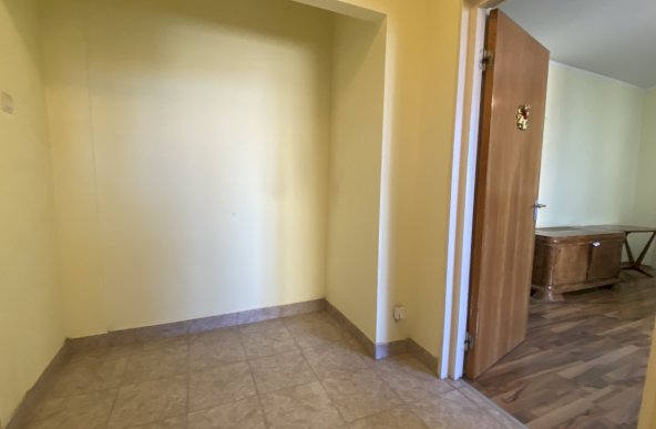 Apartament 3 camere in bloc anvelopat langa metrou Lujerului