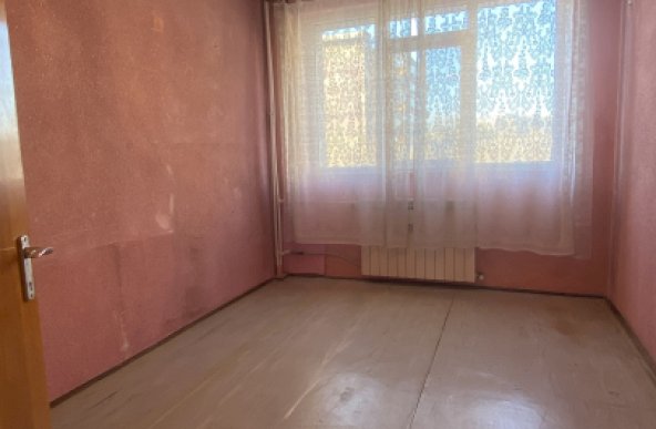 Apartament 3 camere in bloc anvelopat langa metrou Lujerului