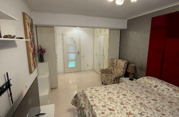 Apartament 3 camere inchiriere Aparatori Patriei