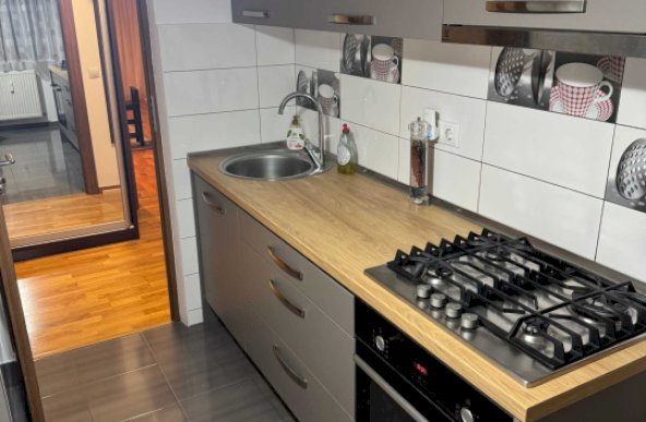 Apartamet 3 camere bulevardul Mircea voda, UniriI