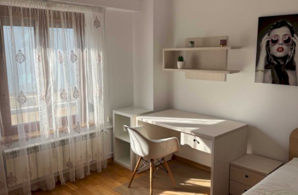 Apartamet 3 camere bulevardul Mircea voda, UniriI