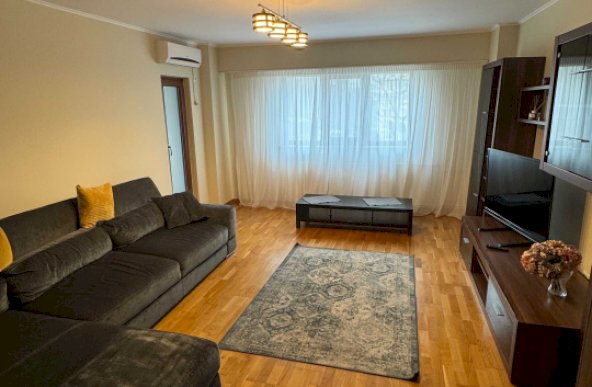 Apartamet 3 camere bulevardul Mircea voda, UniriI