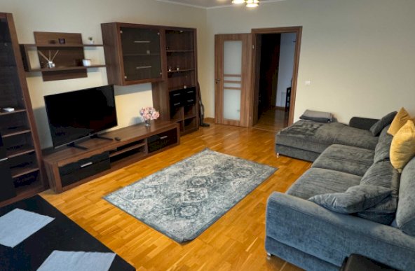 Apartamet 3 camere bulevardul Mircea voda, UniriI