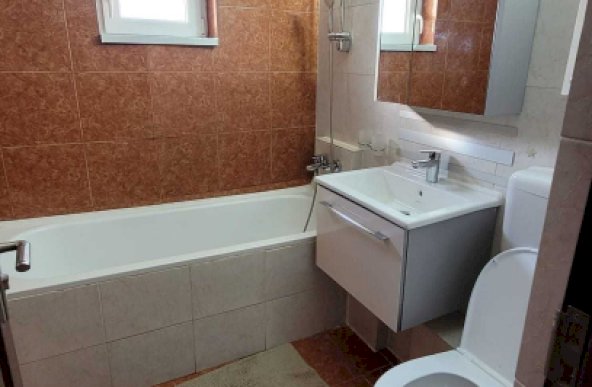 Apartament 2 camere de închiriat Lujerului