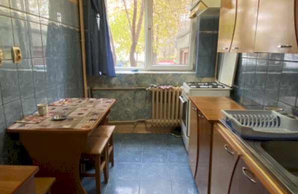 Apartament 3 camere in bloc anvelopat, Lujerului, Militari