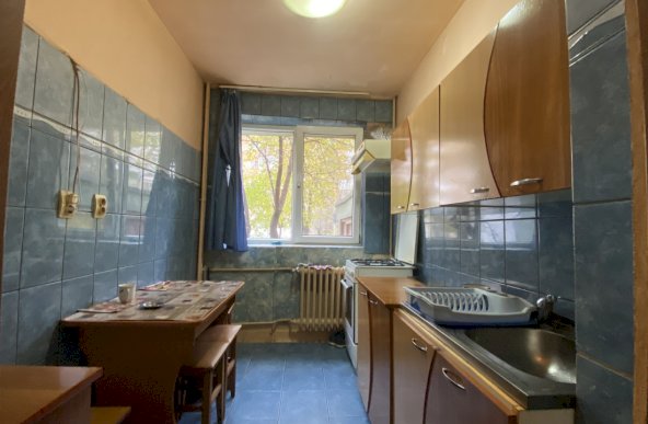 Apartament 3 camere in bloc anvelopat, Lujerului, Militari