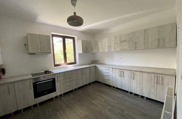 Nou | Casă Individuală | 5 Camere | Otopeni