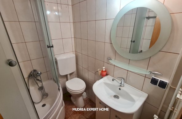 Nou | Apartament Spațios | 4 Camere | Otopeni Central 