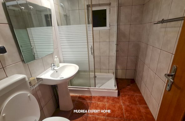 Nou | Apartament Spațios | 4 Camere | Otopeni Central 