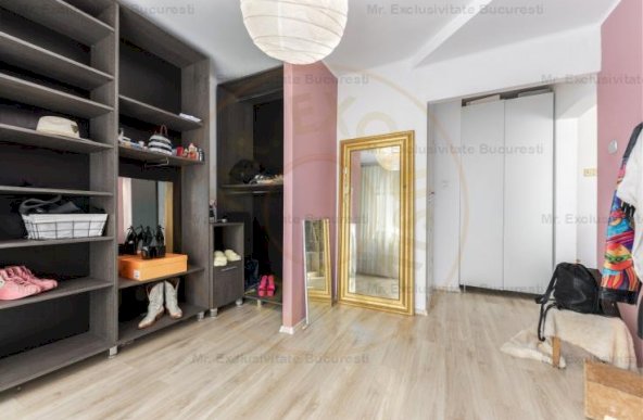 Apartament 4 camere 13 septembrie 