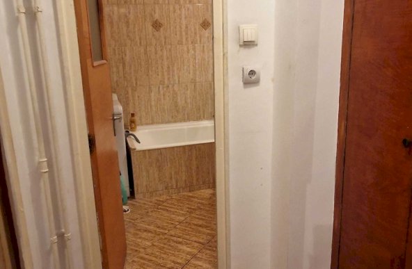 Apartament de 3 camere ( AN 1986 )-Tineretului-Comision 0%